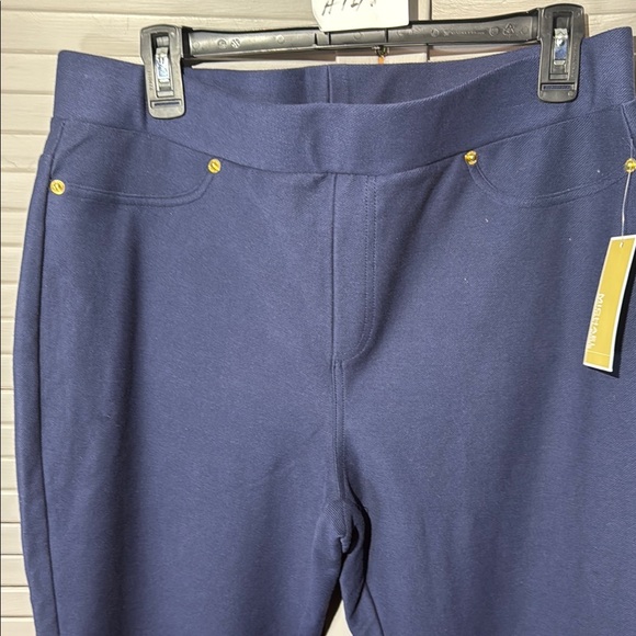 Michael Kors True Navy Pants - Picture 6 of 8
